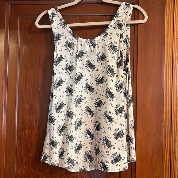 Joie cream silk shell with black floral pattern - Picture 4 of 5